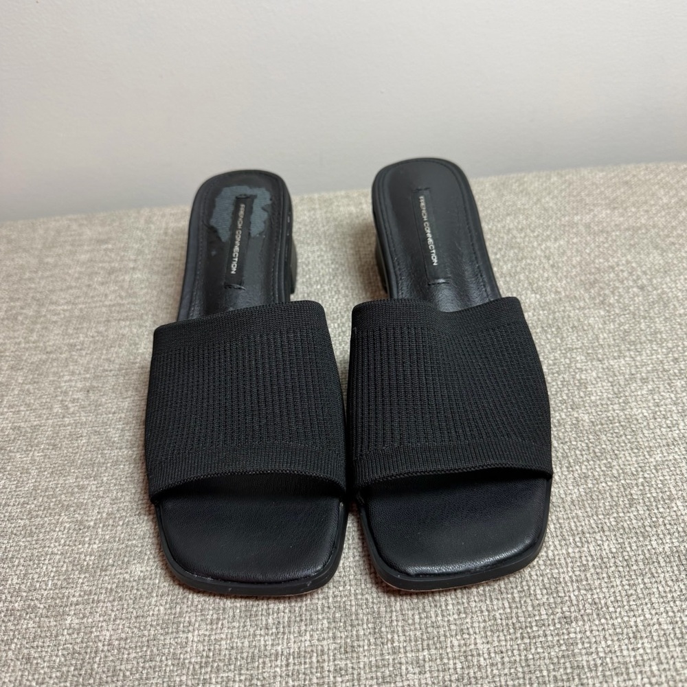 FRENCH CONNECTION Black Slip On Mule 2” Block Heel Slides Size 8.5 Minimalist